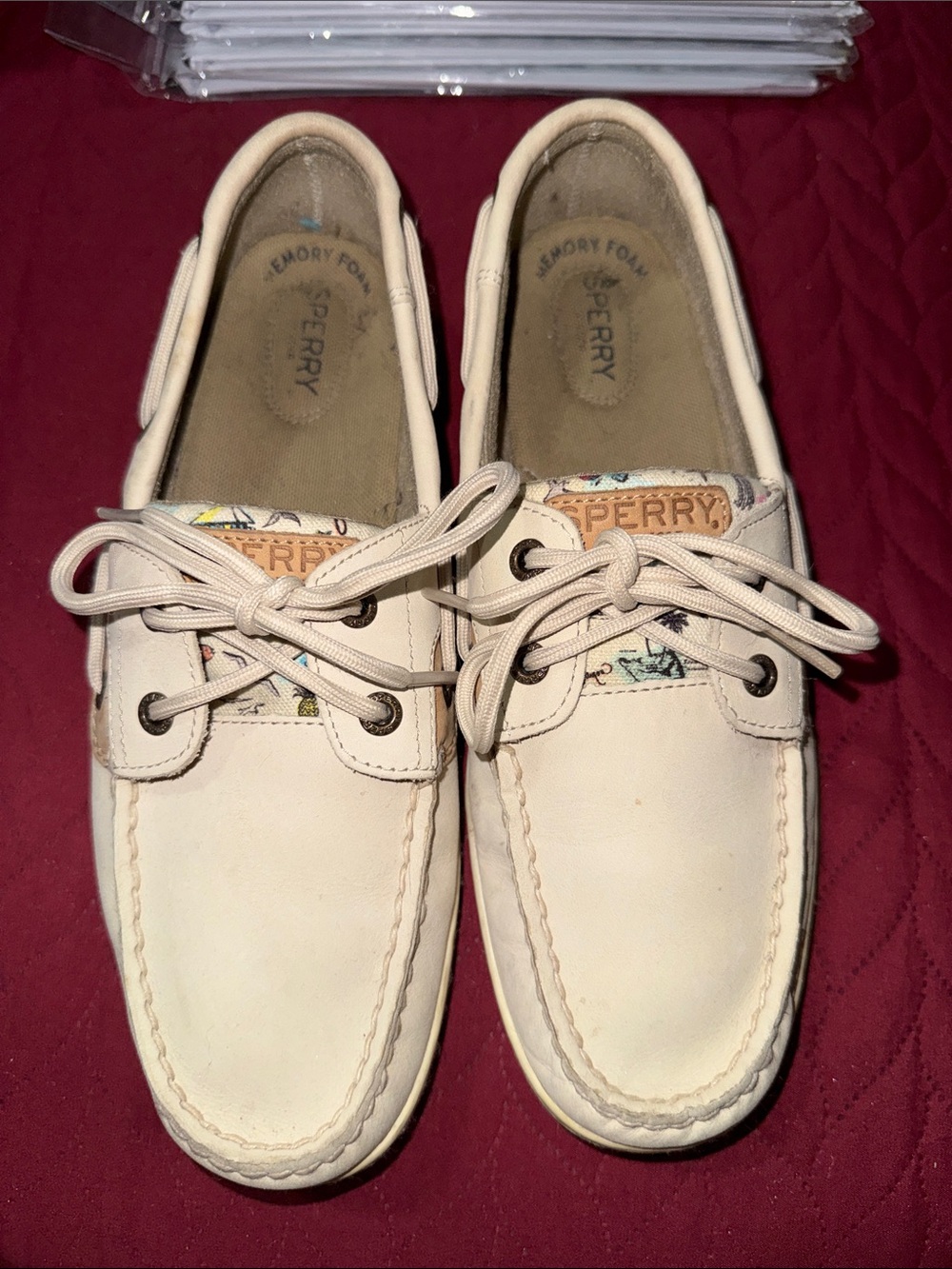 Sperry women Light Cream Lace-Up Moccasins with Patterned Trim